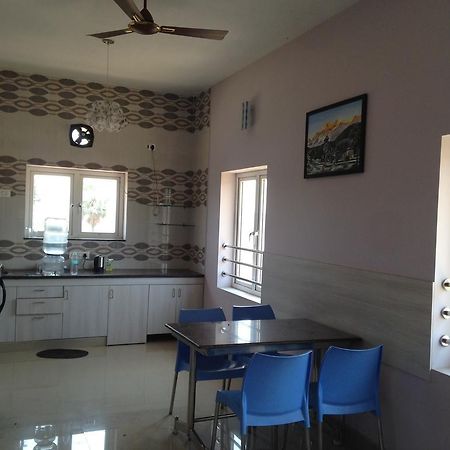 Oyo 4355 Goodland Inn Τσενάι Εξωτερικό φωτογραφία